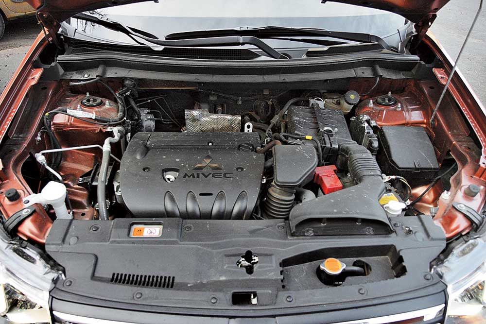 Бензиновый двигатель Mitsubishi Outlander III