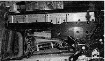 Болты крепления аэродинамического щитка топливного бака Toyota RAV4