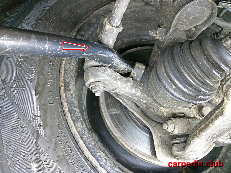 Проверка люфта шарового пальца наконечника рулевой тяги Fiat Scudo I