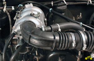 Замена гидравлического натяжителя цепи привода распределительного вала Chevrolet Niva