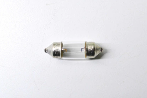 Лампа освещения салона Mazda 9970–05–100L​