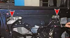 Размещение болтов держателей стекла передней двери Лада Гранта (ВАЗ 2190)