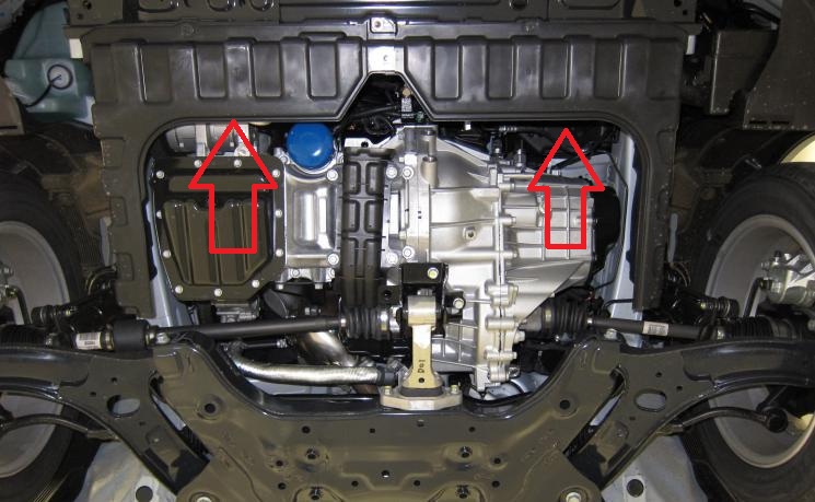 Снимите брызговик двигателя на автомобиле Hyundai Solaris