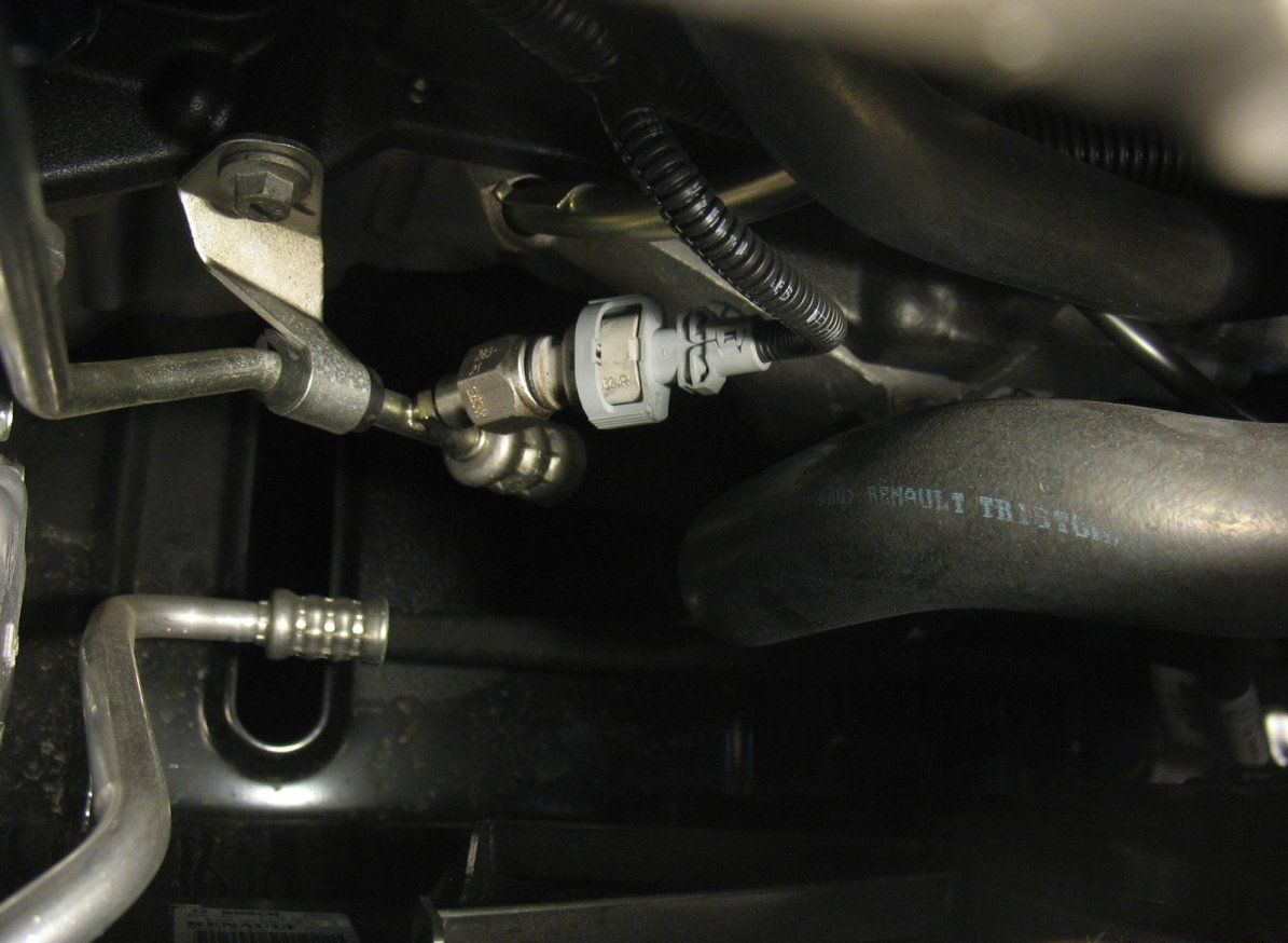 Датчик давления масла гидроусилителя рулевого управления Lada Largus