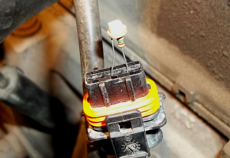 Проверка пробником с лампой цепей управления катушки зажигания Лада Гранта (ВАЗ 2190)