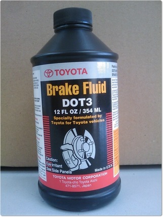 Жидкость тормозная Toyota Brake Fluid DOT3