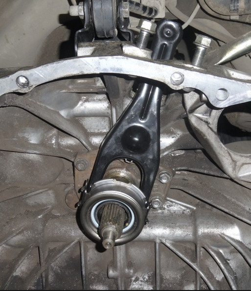Вилка выключения сцепления с подшипником выключения сцепления Toyota Camry 