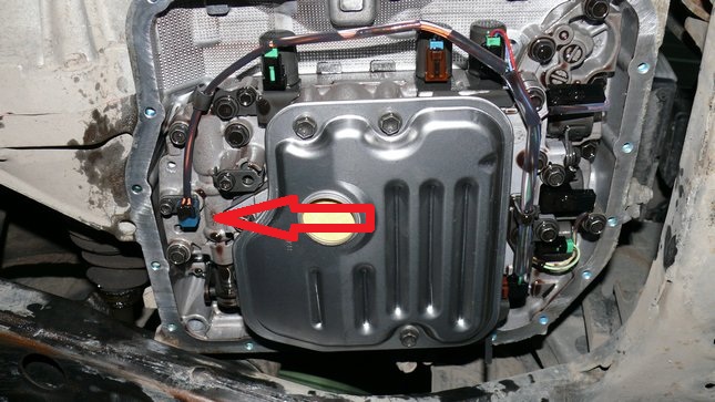 Датчик температуры рабочей жидкости коробки передач Toyota Camry 