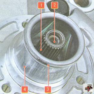 Передняя крышка компрессора кондиционера Лада Гранта
