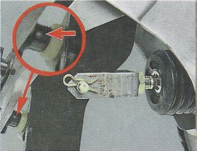 Контр-гайка віключателя стоп-сигналов Nissan Primera