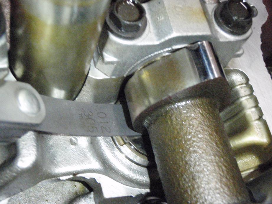 Измерение теплового зазора клапанов двигателя Toyota RAV4
