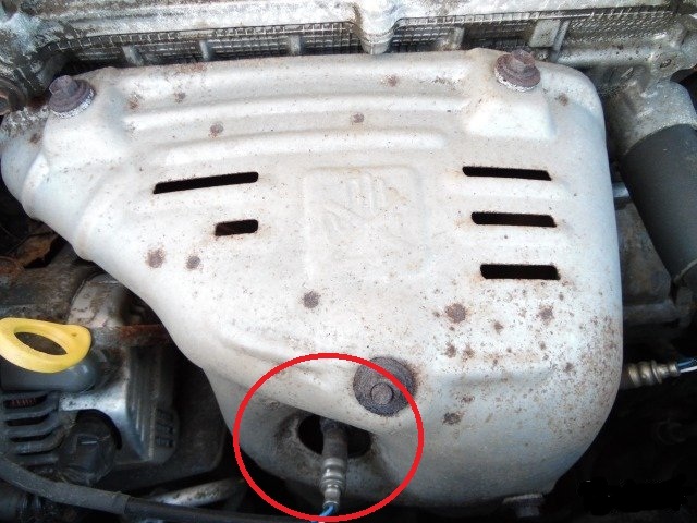 Месторасположение датчика кислорода (лямбда зонда) в Toyota RAV4