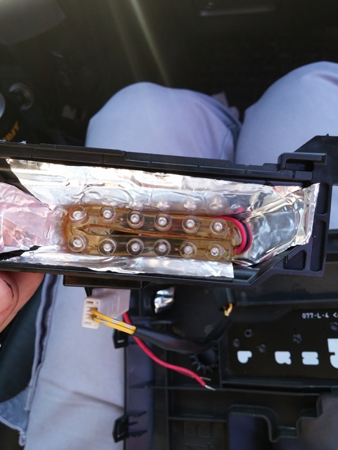 Подключение подсветки АКПП к разъему питания в Toyota RAV4