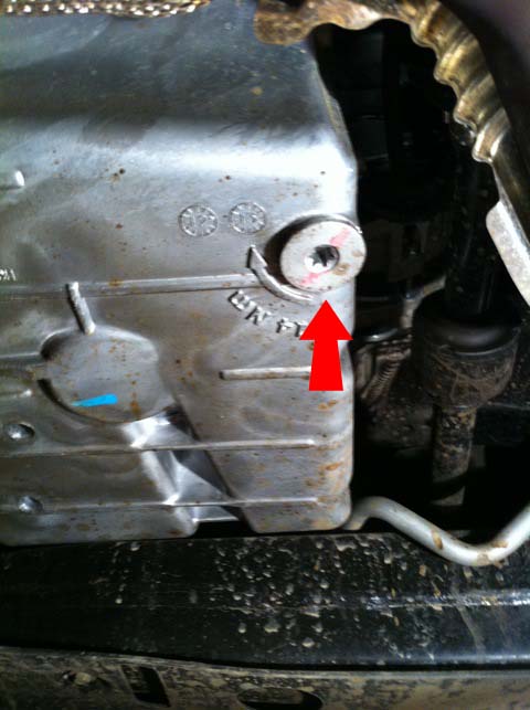 Пробка сливного отверстия масла двигателя на автомобиле Chevrolet Cruze J300 2008-2016