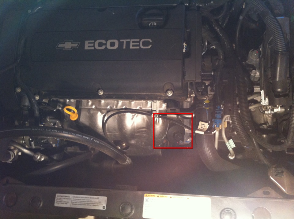 Расположение масляного фильтра на автомобиле Chevrolet Cruze J300 2008-2016