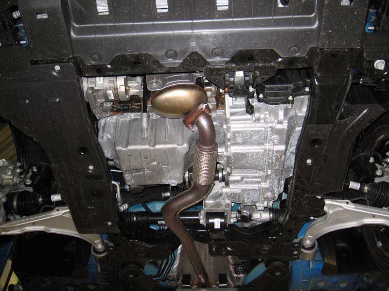 Снять защиту двигателя на автомобиле Chevrolet Cruze J300 2008-2016