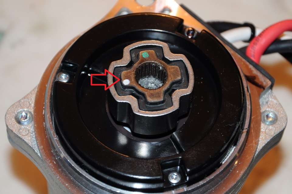 Извлечь демпфер двигателя электроусилителя руля на автомобиле Hyundai ix35