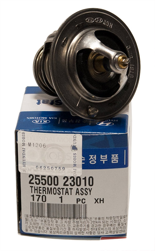 Новый термостат 25500-23001 или 25500-23010 Hyundai ix Tucson JM 2004-2010