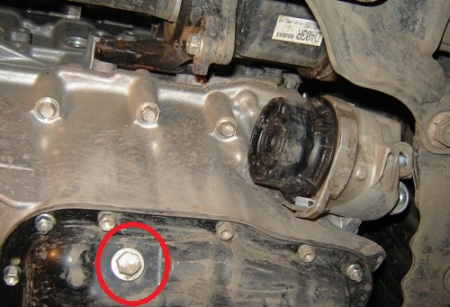 Пробка для слива моторного масла двигателя Toyota RAV4
