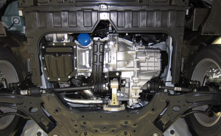 Защита картера двигателя на автомобиле Hyundai Solaris 2010-2016