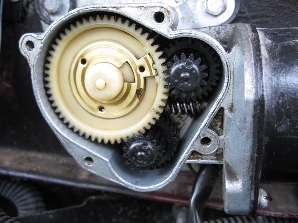 Очищенный двигатель дворников Chevrolet Lanos