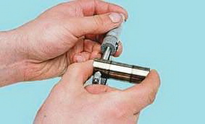 Измерение наружного диаметра пальца Nissan Cashqai