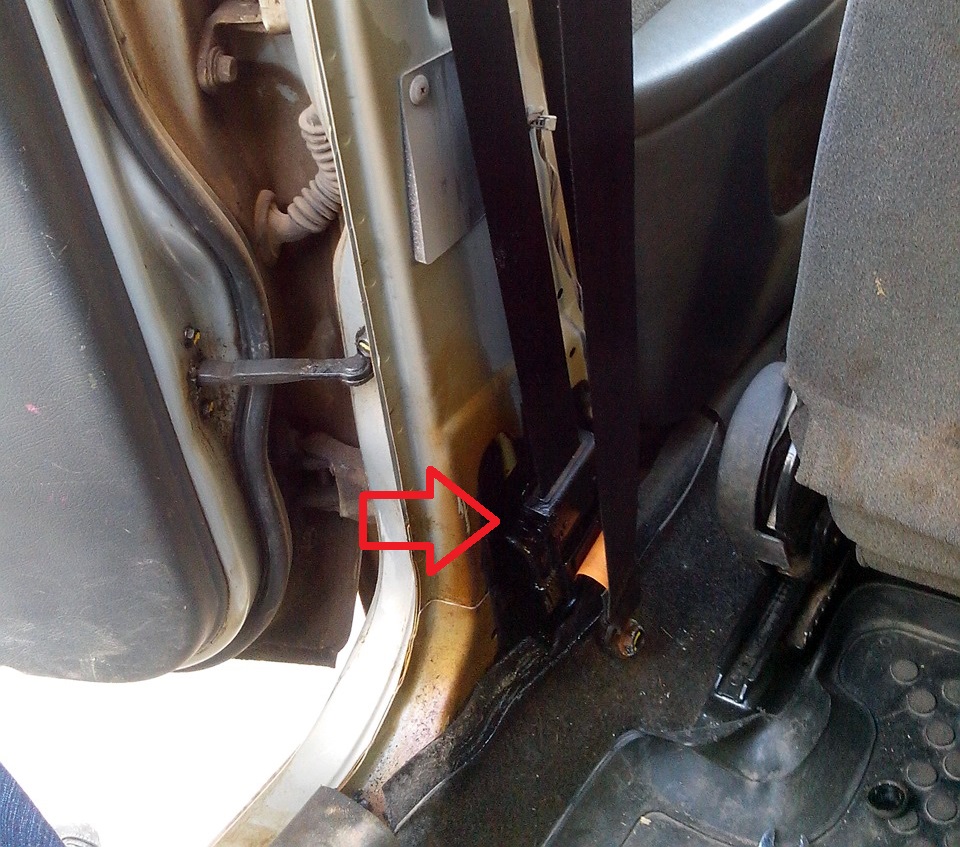 Инерционная катушка переднего ремня безопасности Chevrolet Lanos