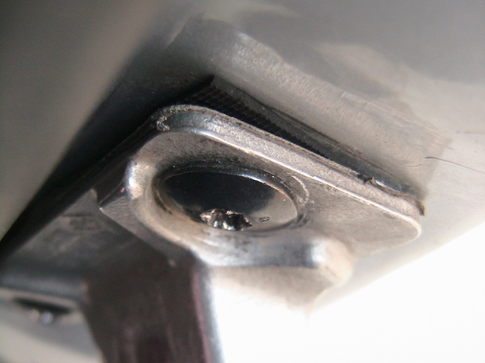 Подкладка из полоски капрона для скобы правой задней сдвижной двери Renault Kangoo