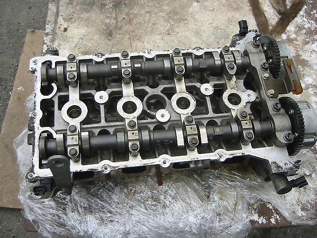Собранная головка блока цилиндров двигателя 4B12 Peugeot 4007