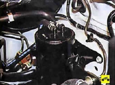 Расположение адсорбера в моторном отсеке Nissan Almera Classic
