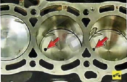 Метки в поршневых цилиндрах Nissan Almera Classic