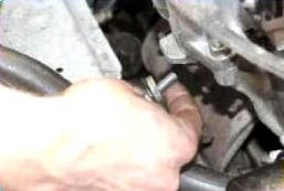 Замена прокладки головки блока цилиндров Chevrolet Niva
