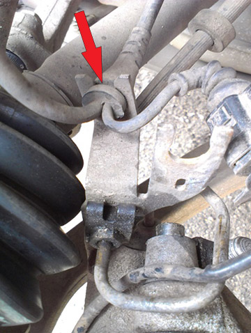 Держатель провода ABS на суппорте тормозного механизма Audi A4 II (B6)
