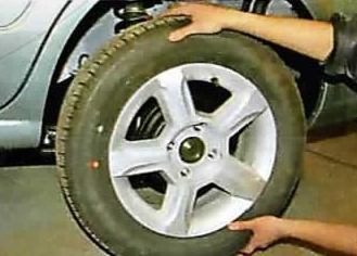 Замена суппорта заднего тормоза Nissan amaha I (J10) в Москве. Ремонт заднего тормозного диска ниссан кашкай j11