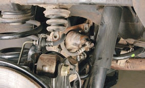 Суппорт тормозного механизма колеса Nissan Qashqai