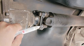 Расположение фланцев карданного шарнира и редуктора Nissan Qashqai