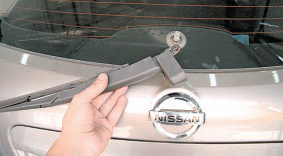  Рычаг стеклоочистителя Nissan Qashqai