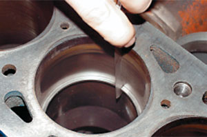 Дефектовка деталей двигателя Chevrolet Niva