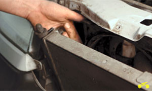 Замена радиатора и вентиляторов Нива Шевроле - Niva Chevrolet (ВАЗ 2123, Шеви, Travel)