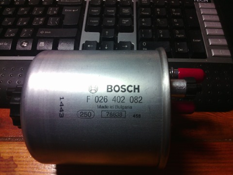 Топливный фильтр Bosch F 026 402 082 Renault Kangoo 