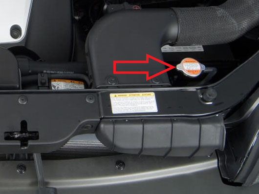 Крышка радиатора охлаждения двигателя Hyundai Tucson I 2004 - 2010