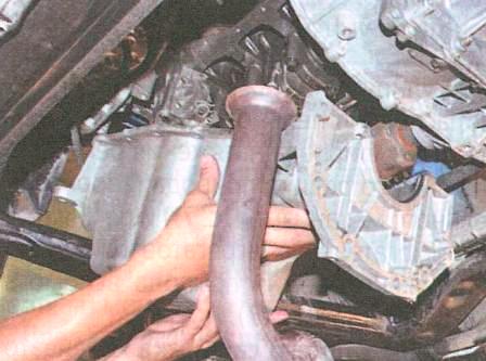 Снятие масляного картера двигателя Renault Logan
