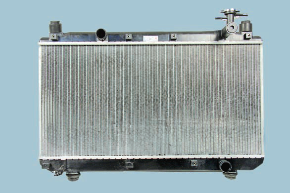Радиатор системы охлаждения двигателя Chery Tiggo