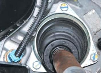 Защитный чехол внутреннего шарнира привода колеса Лада Гранта (ВАЗ 2190)