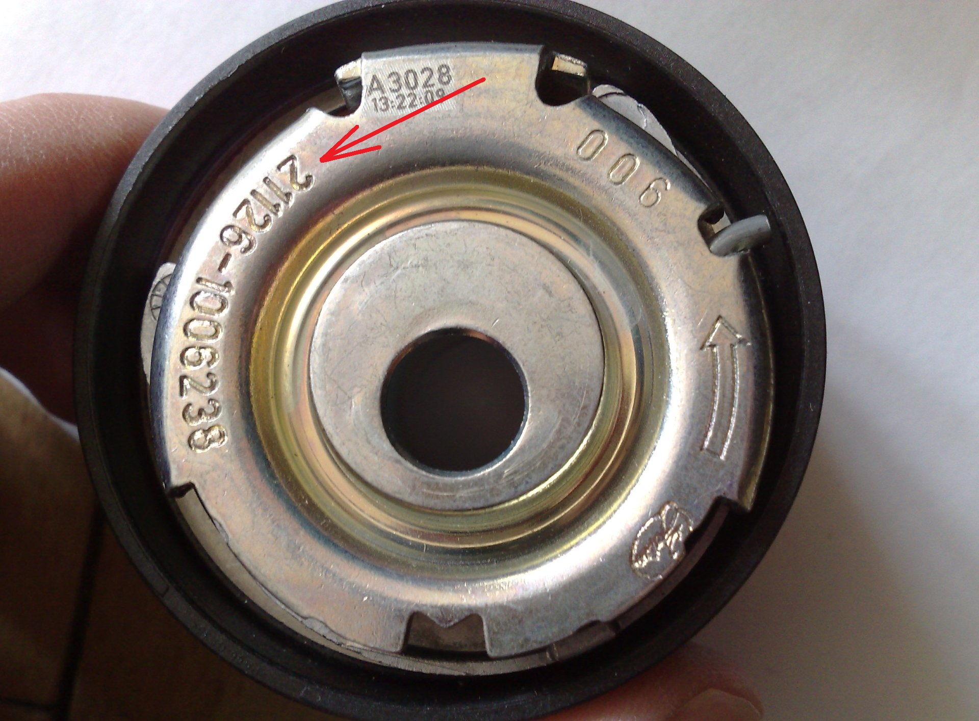 Размещение маркировки на диске натяжного ролика ремня привода ГРМ двигателя ВАЗ-21126 Лада Гранта (ВАЗ 2190)