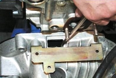 Фиксация от проворачивания коленчатого вала двигателя ВАЗ-21126 Лада Гранта (ВАЗ 2190)