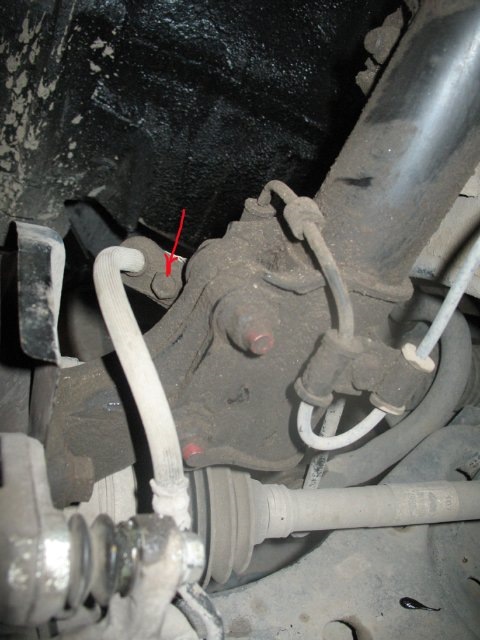 Расположение крепления тормозного шланга на автомобиле Hyundai Accent MC