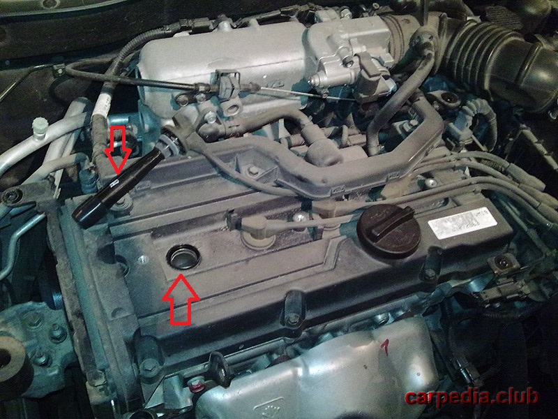 Свечной наконечник 1.4л двигателя на автомобиле Hyundai Accent MC