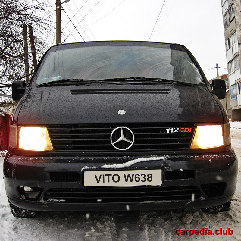 Передние блок-фары автомобиля Mercedes-Benz Vito I W638
