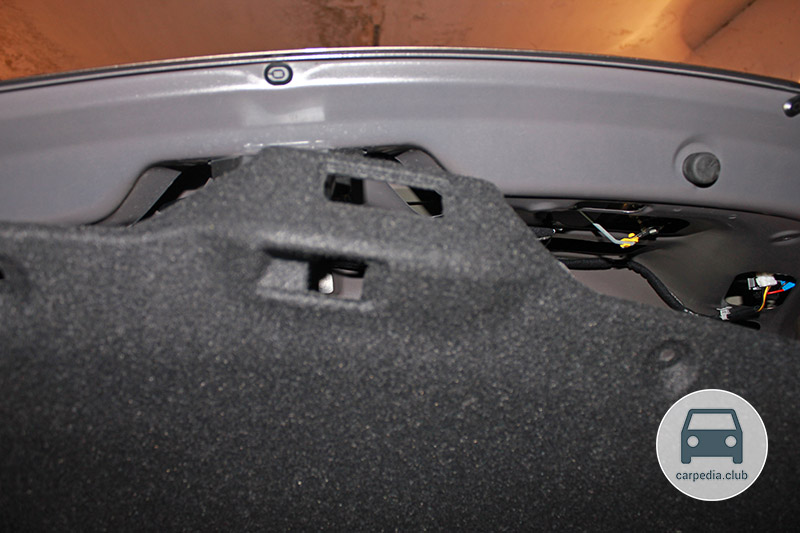 Снять обшивку багажника на автомобиле Hyundai Elantra J5 MD 2010-2016